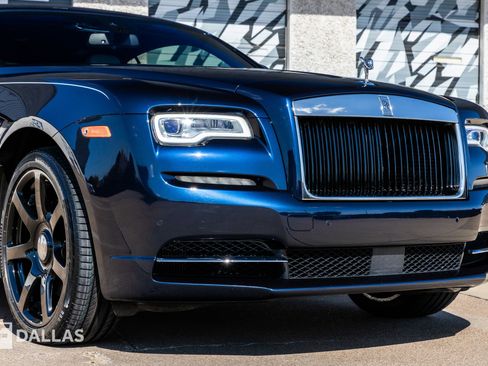 Used 2020 Rolls-Royce Wraith image 2