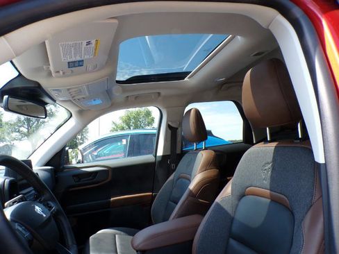 Used 2024 Ford Bronco Sport Outer Banks w/ Tech Package image 7