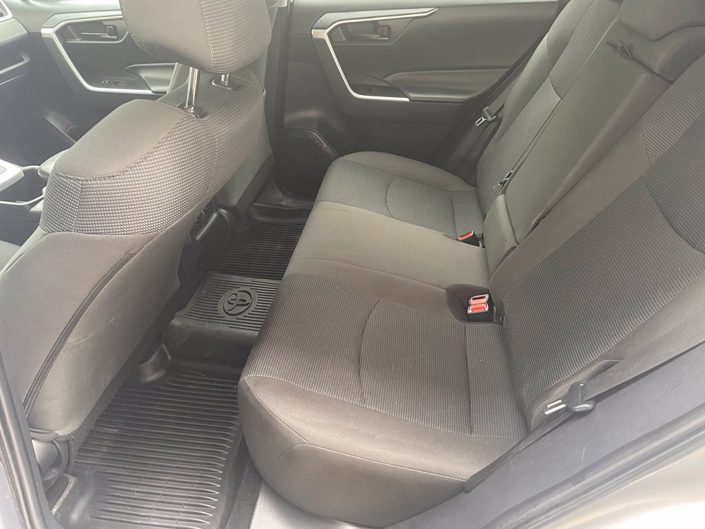 Used 2024 Toyota RAV4 LE AWD/4WD image 10