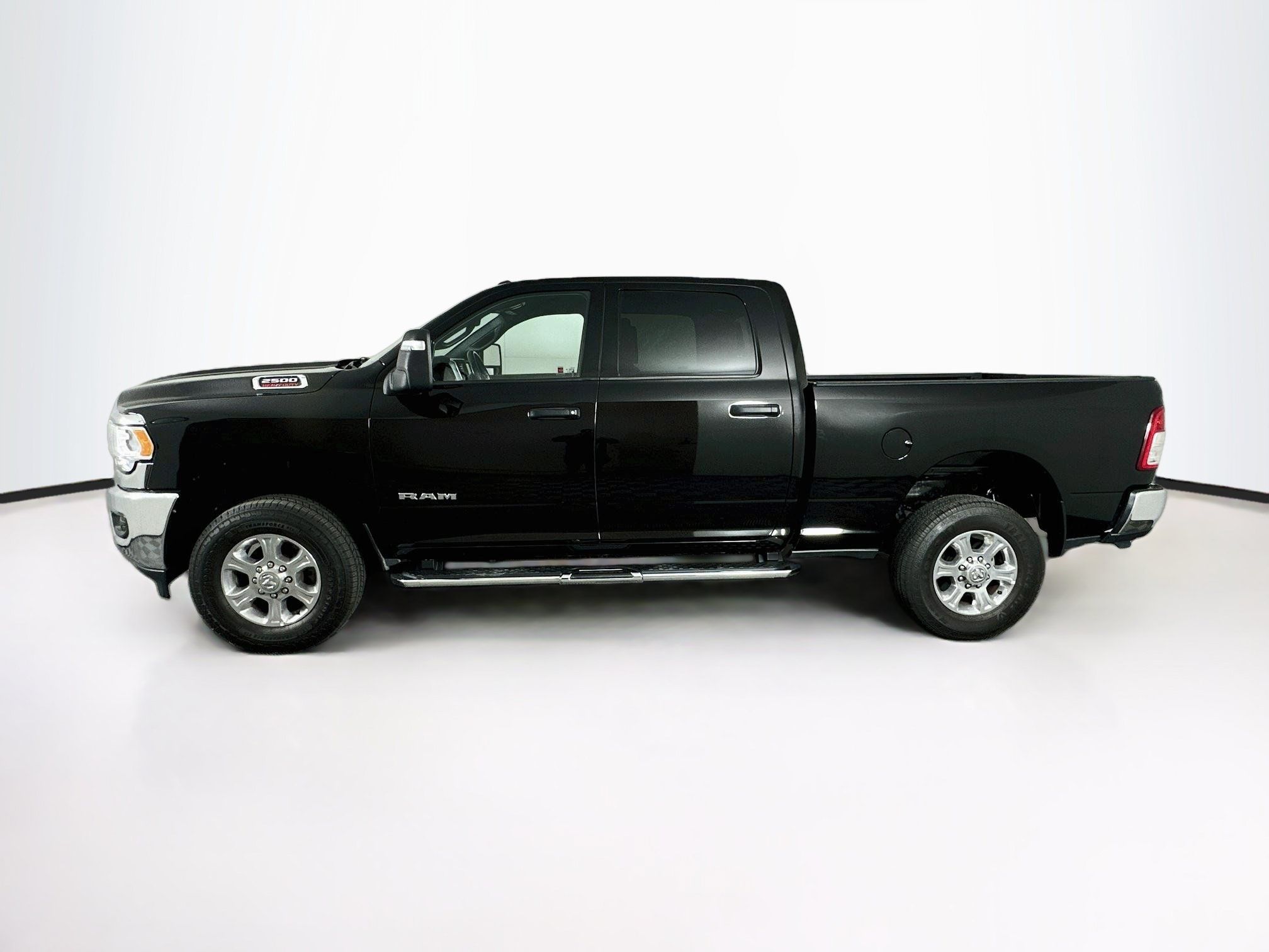 Used 2024 RAM 2500 Big Horn w/ Bed Utility Group AWD/4WD image 4