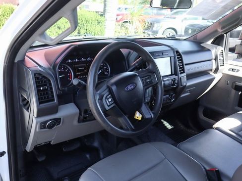 Used 2020 Ford F250 XL w/ Power Equipment Group image 23
