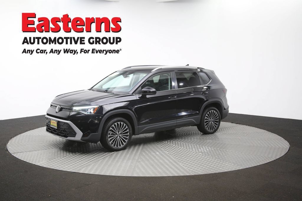 Used 2025 Volkswagen Taos SE FWD image 55