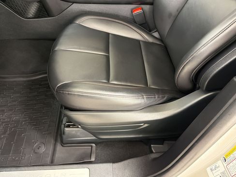 Used 2023 Lincoln Aviator 2WD image 15
