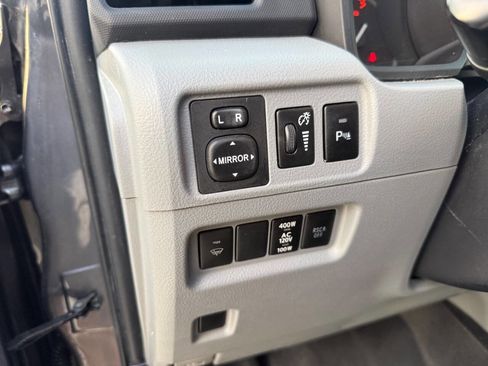 Used 2012 Toyota 4Runner SR5 w/ Convenience Pkg RWD image 22