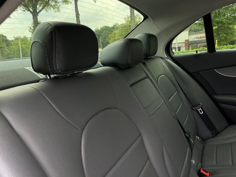 Used 2019 Mercedes-Benz C 300 Sedan image 36