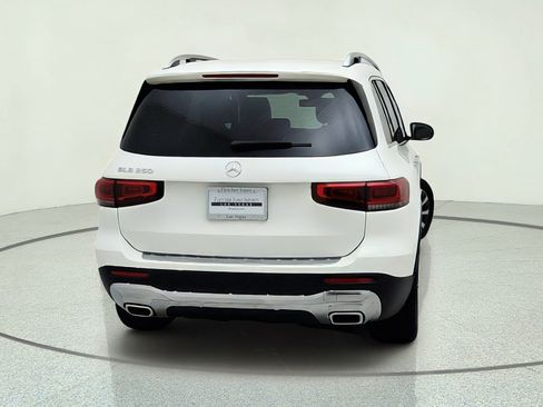 Used 2023 Mercedes-Benz GLB 250 image 10