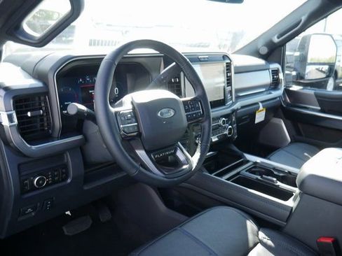 New 2026 Ford F250 Platinum AWD/4WD image 17