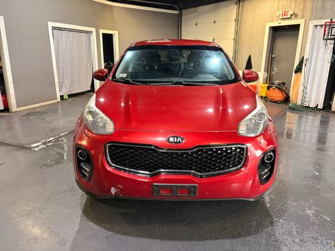 Used 2019 Kia Sportage LX AWD/4WD image 2