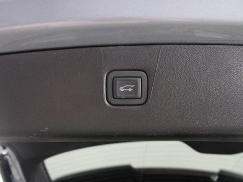 Used 2024 Chevrolet Blazer LT w/ Convenience Package image 19