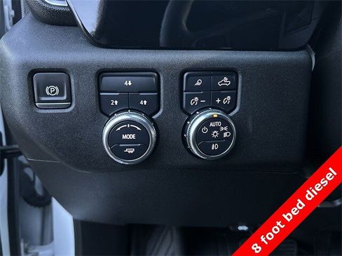 Used 2024 GMC Sierra 3500 SLE image 17