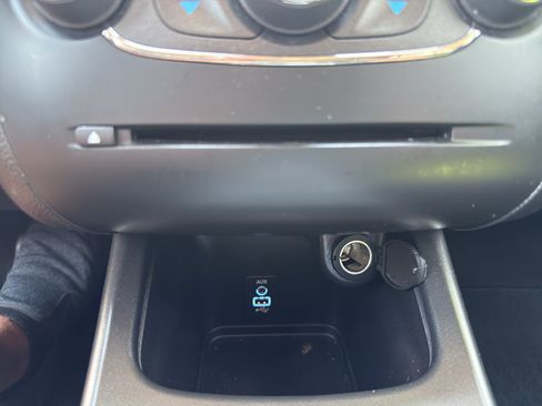 Used 2019 Dodge Journey SE w/ Premium Group FWD image 21