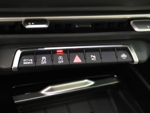New 2026 Audi Q3 quattro 2.0T AWD/4WD image 28