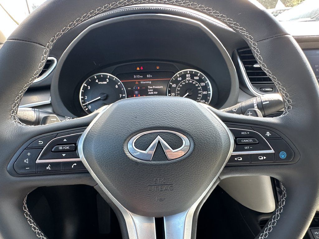 Used 2023 INFINITI QX50 Luxe FWD image 14