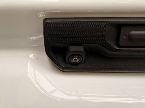 Used 2024 GMC Sierra 1500 Elevation image 7