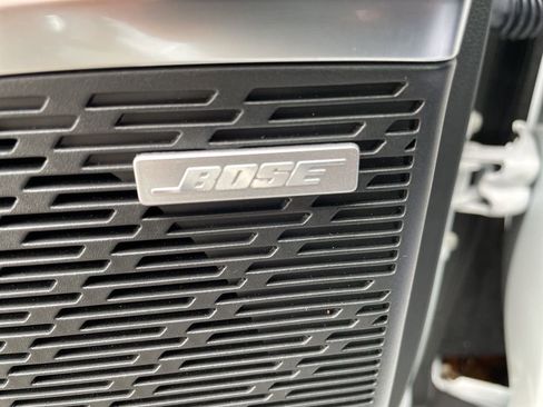 Used 2025 Buick Enclave Preferred image 16