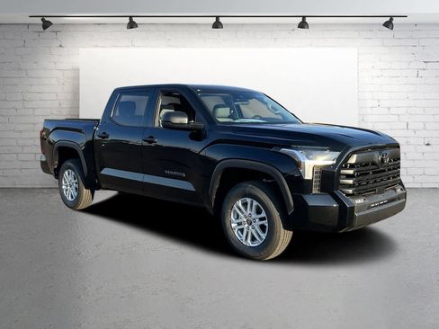 Used 2024 Toyota Tundra SR5 image 8