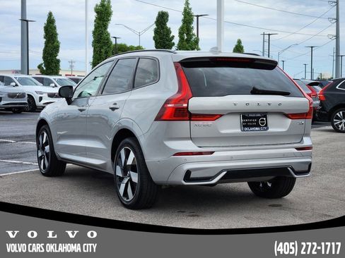 Certified 2025 Volvo XC60 T8 Plus w/ Protection Package Premier image 4