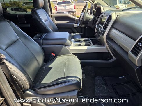 Used 2019 Ford F250 Lariat w/ Lariat Ultimate Package AWD/4WD image 17