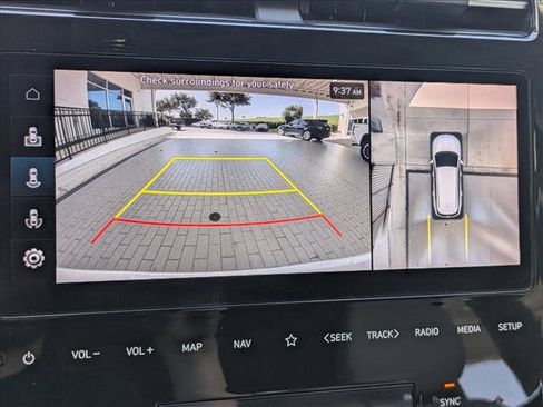 Used 2024 Hyundai Tucson Limited FWD image 13