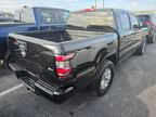 Used 2024 Nissan Frontier SV RWD image 2