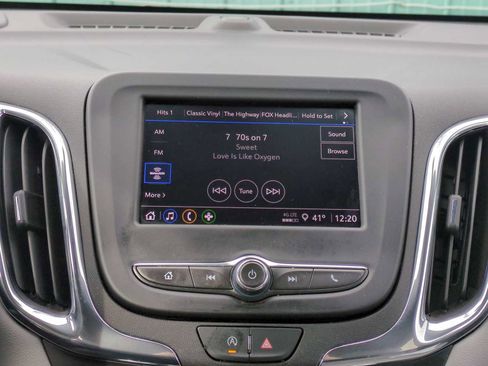 Used 2023 Chevrolet Equinox LT image 23