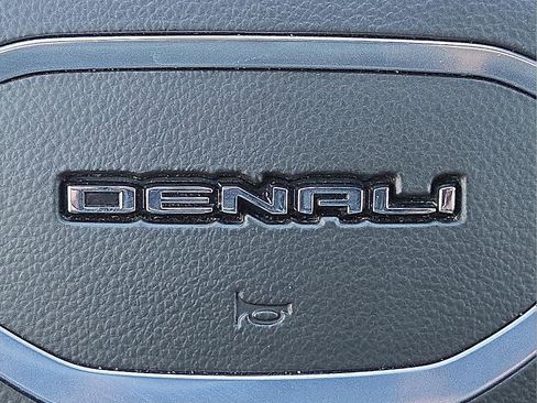 Used 2024 GMC Sierra 2500 Denali Ultimate image 24