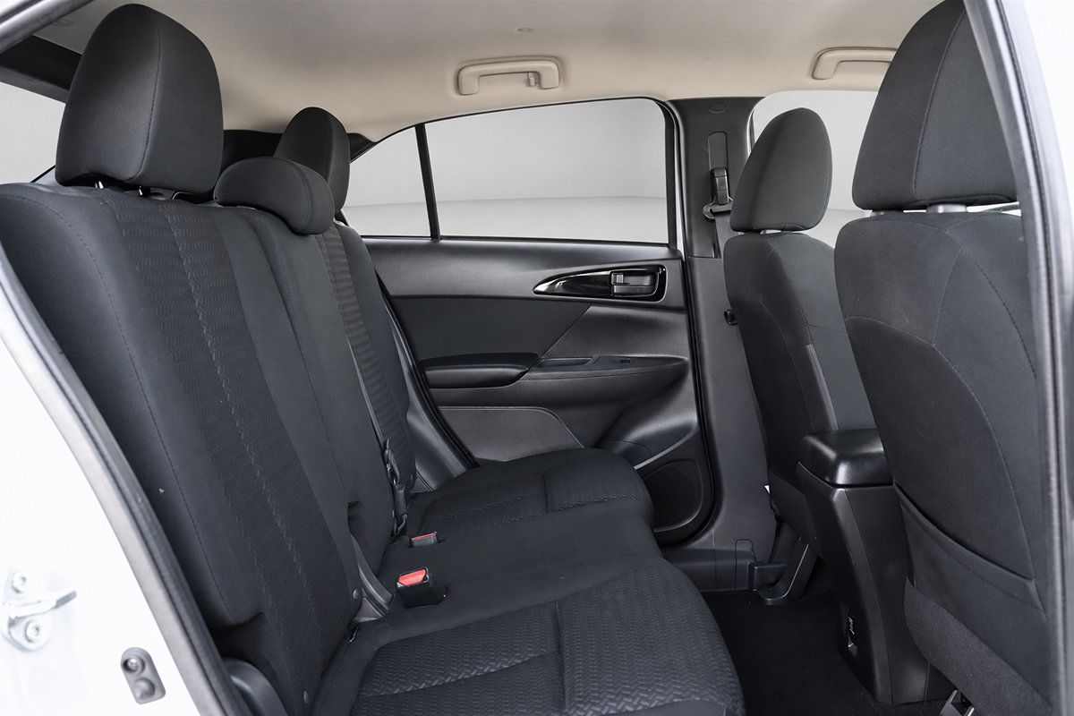 Used 2024 Mitsubishi Eclipse Cross ES AWD/4WD image 14