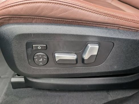 Used 2021 BMW X5 sDrive40i w/ Premium Package RWD image 16