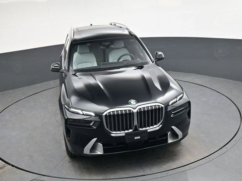 Used 2023 BMW X7 xDrive40i image 25