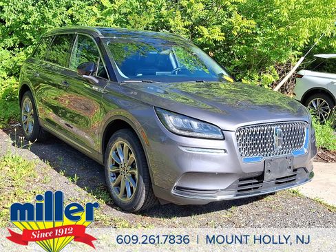 Certified 2022 Lincoln Corsair AWD w/ Premium Package image 1