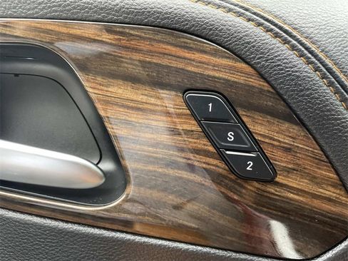 Used 2022 Chrysler Pacifica Pinnacle image 18