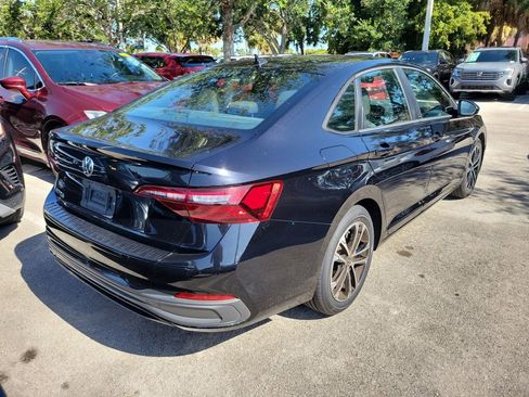 Used 2024 Volkswagen Jetta Sport FWD image 2