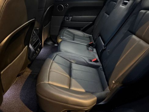 Used 2020 Land Rover Range Rover Sport HSE image 15