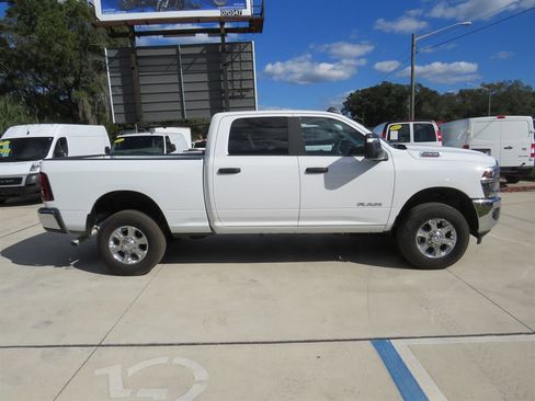 Used 2025 RAM 2500 Big Horn AWD/4WD image 18