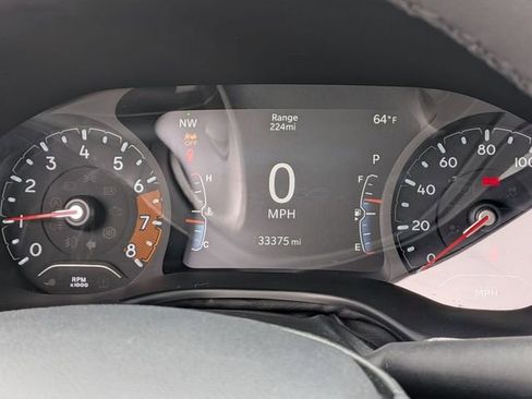 Used 2023 Jeep Compass Latitude AWD/4WD image 17