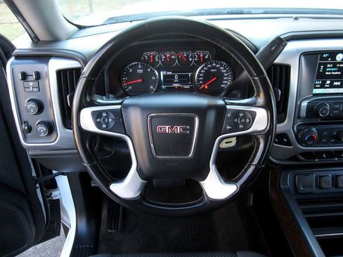 Used 2018 GMC Sierra 1500 SLE image 20