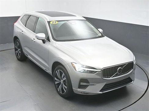 Used 2023 Volvo XC60 B5 Plus w/ Protection Package Premier image 43