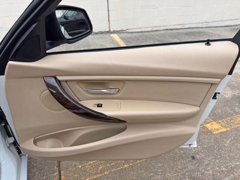 Used 2014 BMW 328d Sedan RWD image 39