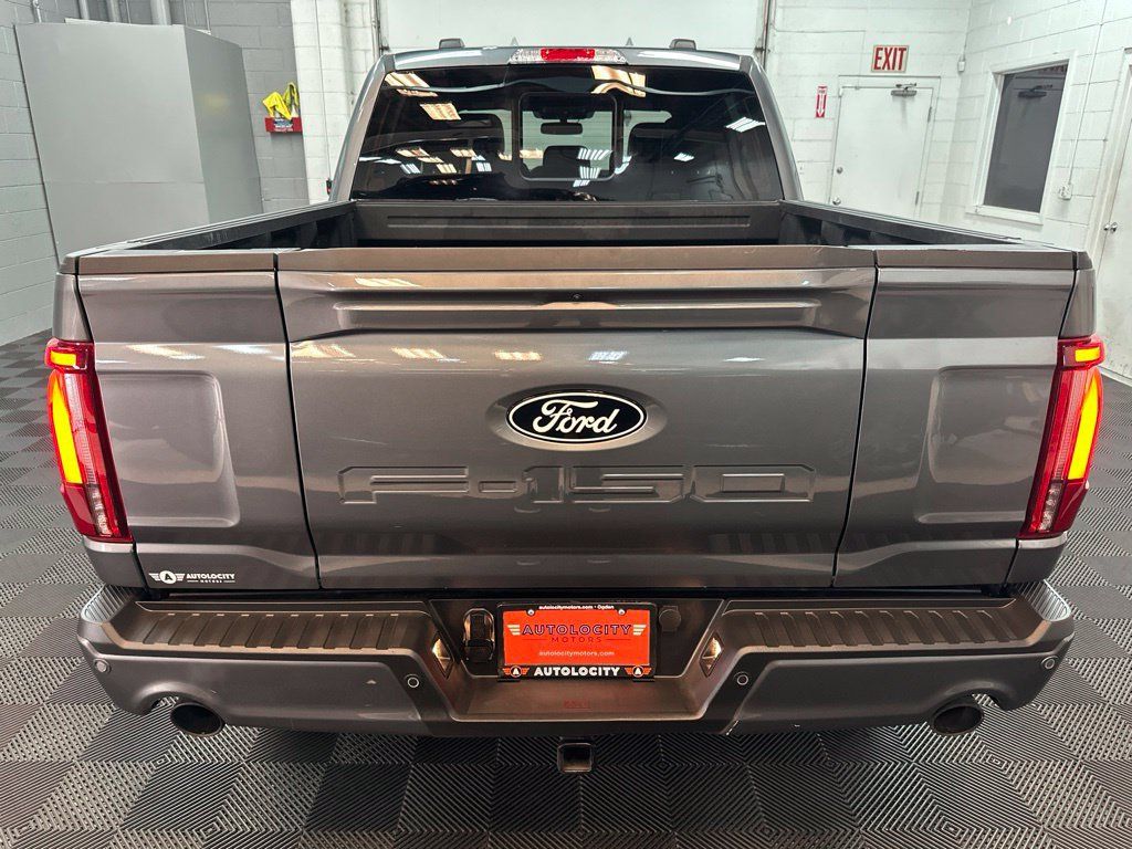 Used 2025 Ford F150 Lariat w/ Equipment Group 501A Mid AWD/4WD image 8