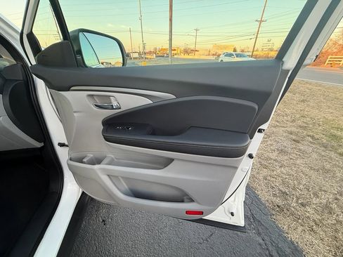 Used 2024 Honda Ridgeline RTL image 22