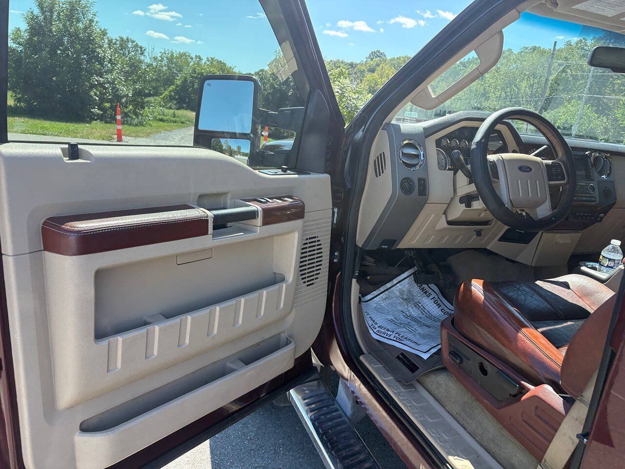 Used 2009 Ford F450 Lariat AWD/4WD image 9