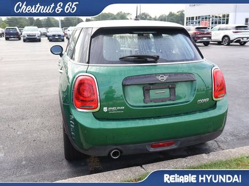 Used 2020 MINI Cooper 4-Door Hardtop FWD image 17