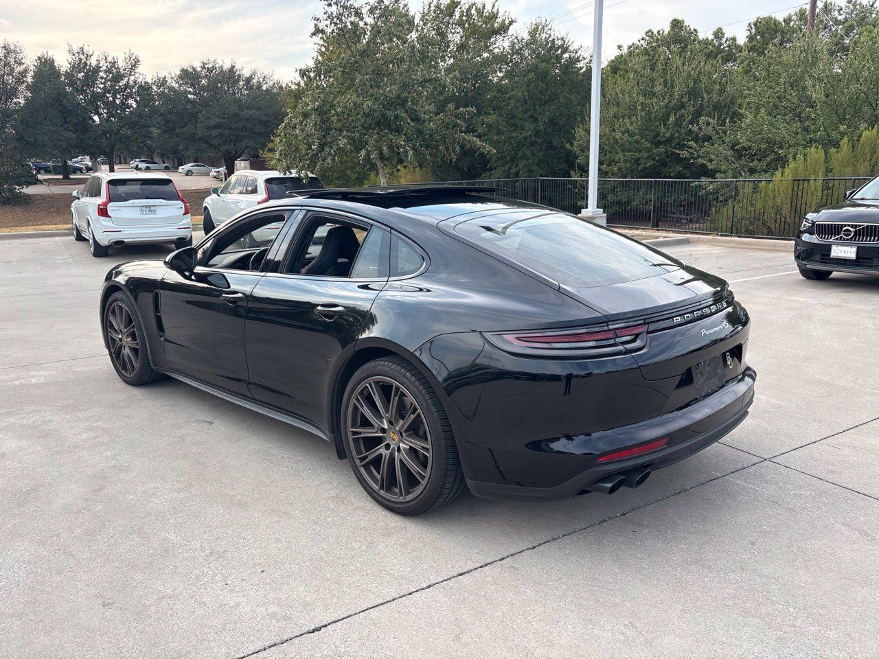 Used 2018 Porsche Panamera 4S AWD/4WD image 7