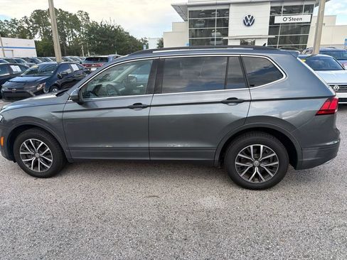 Used 2019 Volkswagen Tiguan SE w/ Panoramic Sunroof Package FWD image 5
