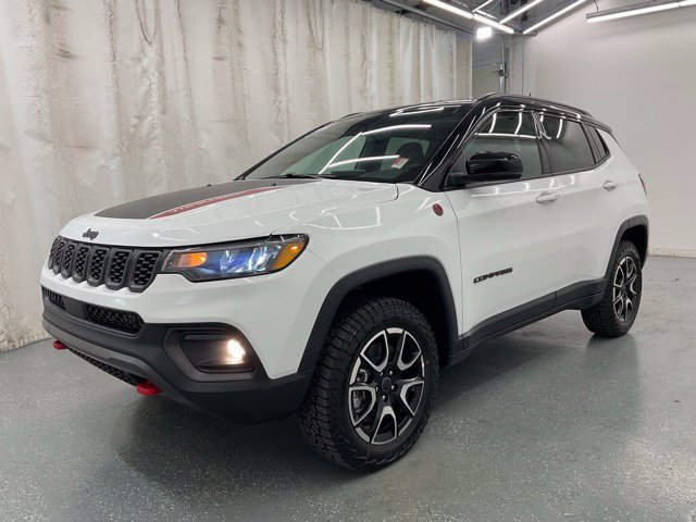 New 2026 Jeep Compass Trailhawk AWD/4WD image 4