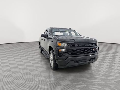 Certified 2023 Chevrolet Silverado 1500 Custom image 3