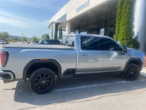 Used 2025 GMC Sierra 2500 AT4 w/ AT4 Premium Plus Package image 15