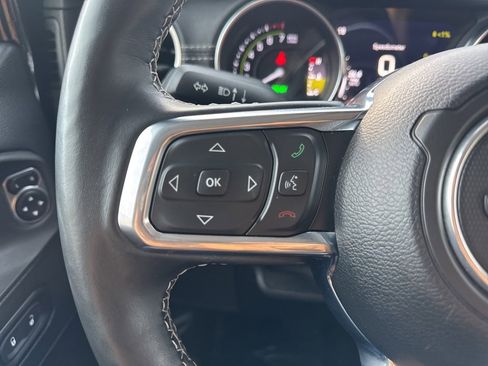 Used 2023 Jeep Wrangler Unlimited Sahara w/ Cold Weather Group image 35