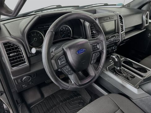 Used 2016 Ford F150 XLT w/ Equipment Group 302A Luxury image 9