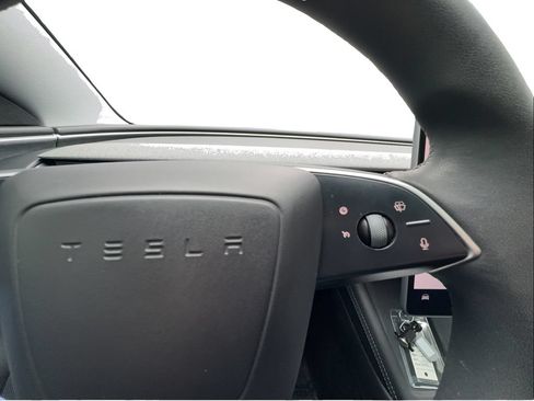 Used 2024 Tesla Model 3 Long Range AWD/4WD image 33